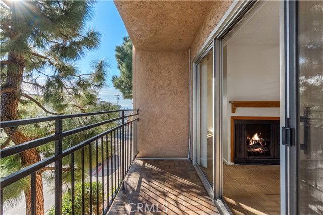 600 Monterey Blvd #5 - Photo 4 of 8