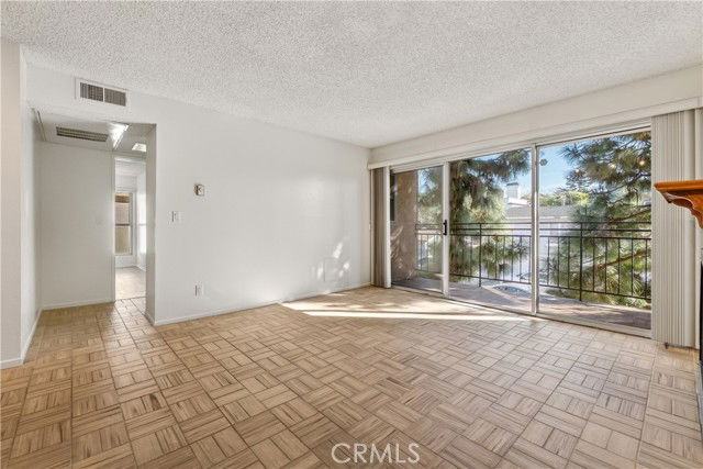 600 Monterey Blvd #5 - Photo 5 of 8