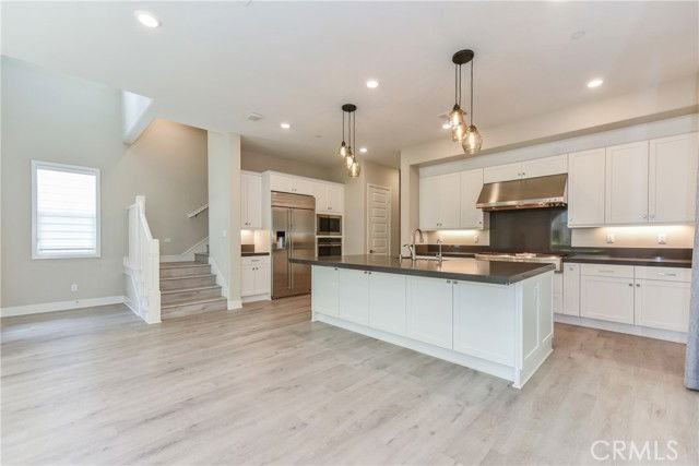 113 Pitch - Photo 7 of 8