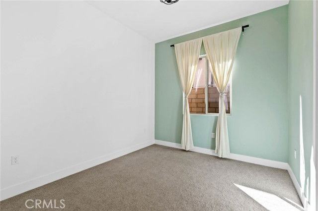 106 Pansy Irvine Center Drive - Photo 4 of 8