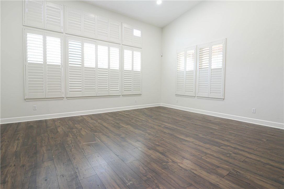 2850 N Stone Pine Gln - Photo 2 of 8