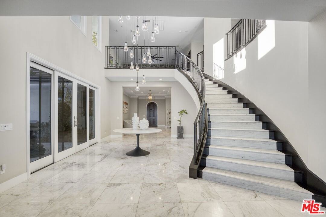 20124 Piccadilly Ln - Photo 5 of 8