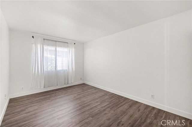 3950 Daguerre Ave - Photo 2 of 8