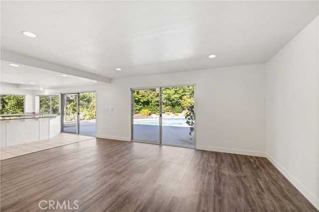 3950 Daguerre Ave - Photo 5 of 8