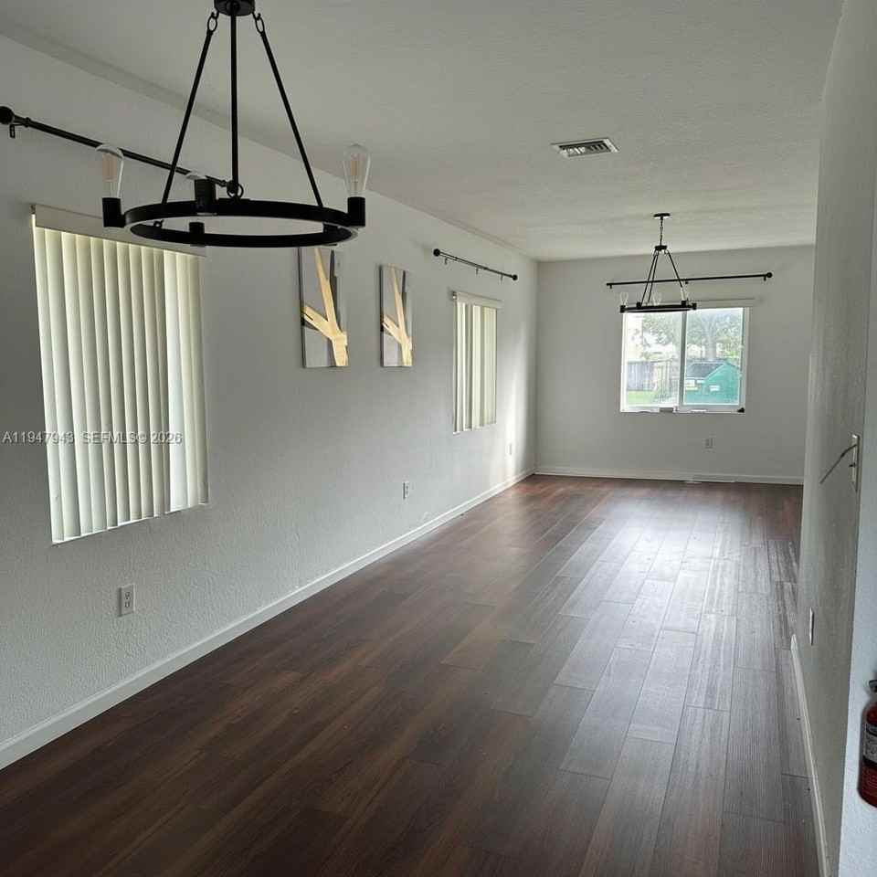 415 Nw 84th St #415 - Photo 5 of 14