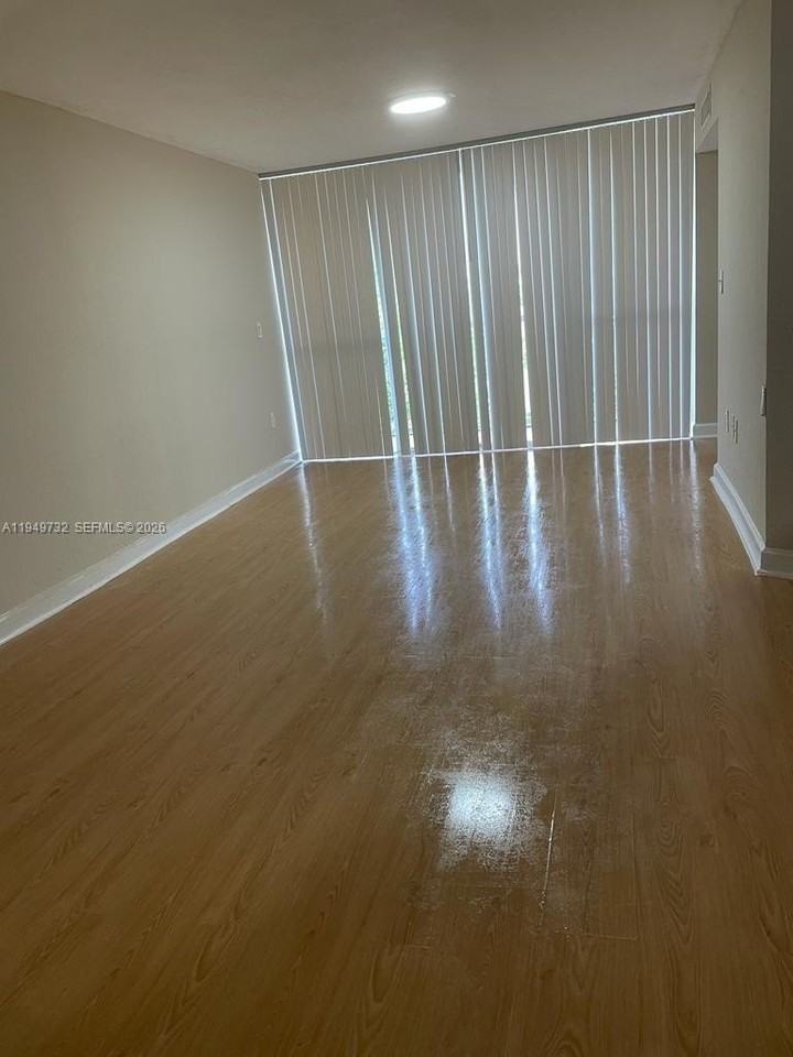 7075 Nw 186th St #C505 - Photo 2 of 11