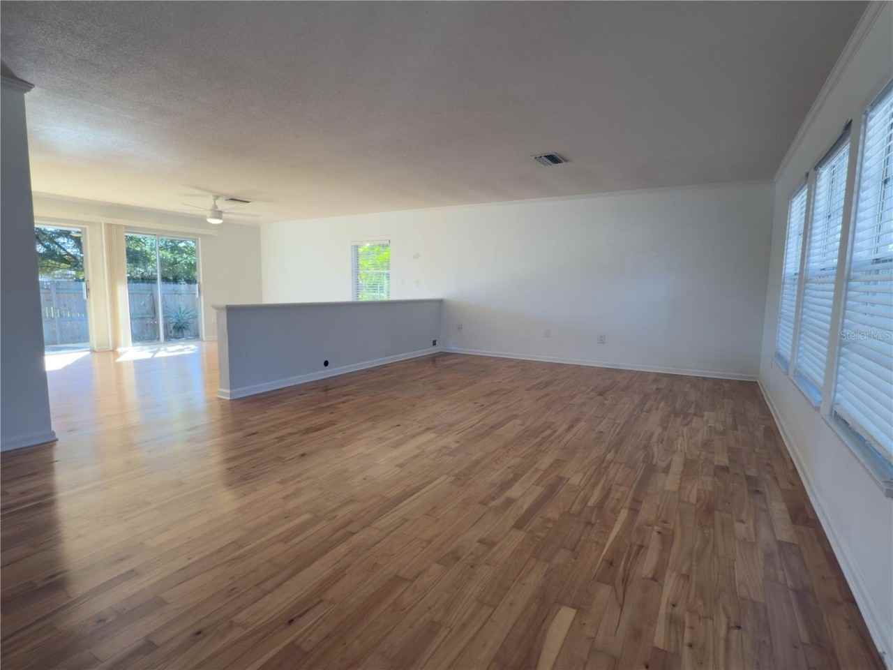 2608 Constitution Blvd - Photo 2 of 27