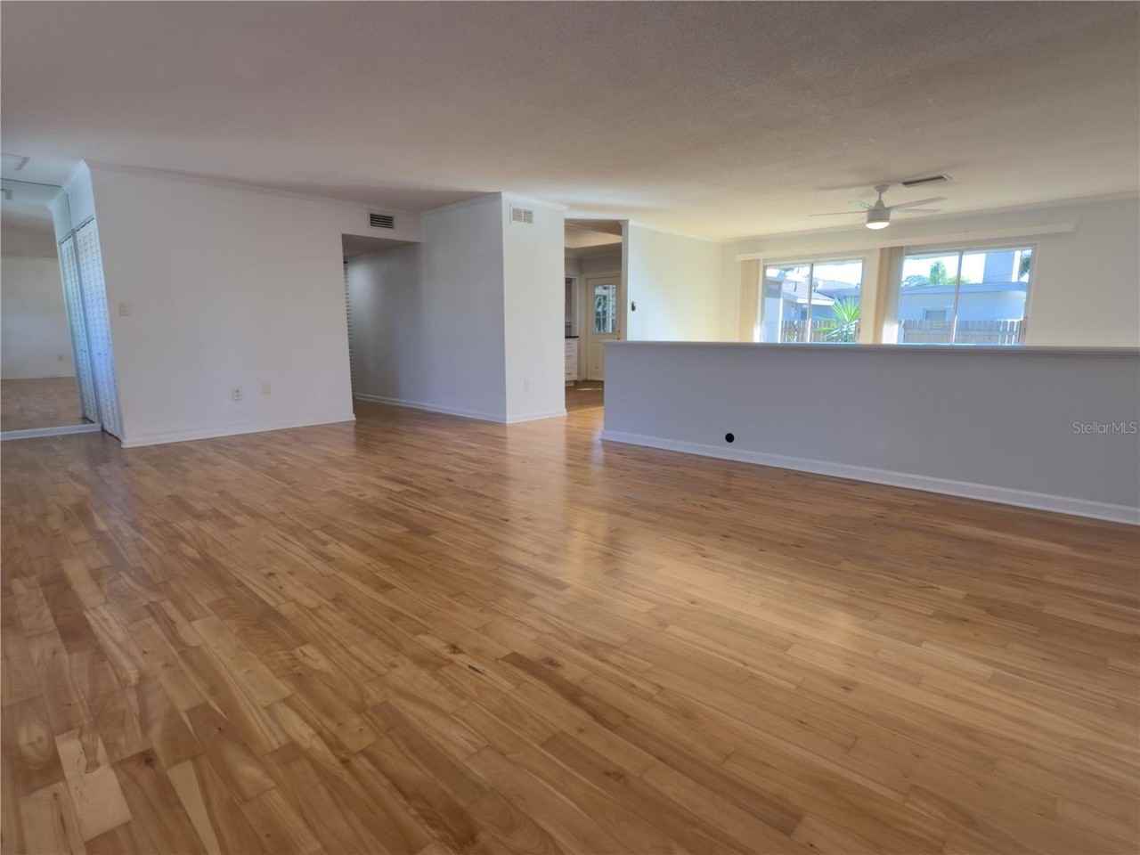 2608 Constitution Blvd - Photo 3 of 27