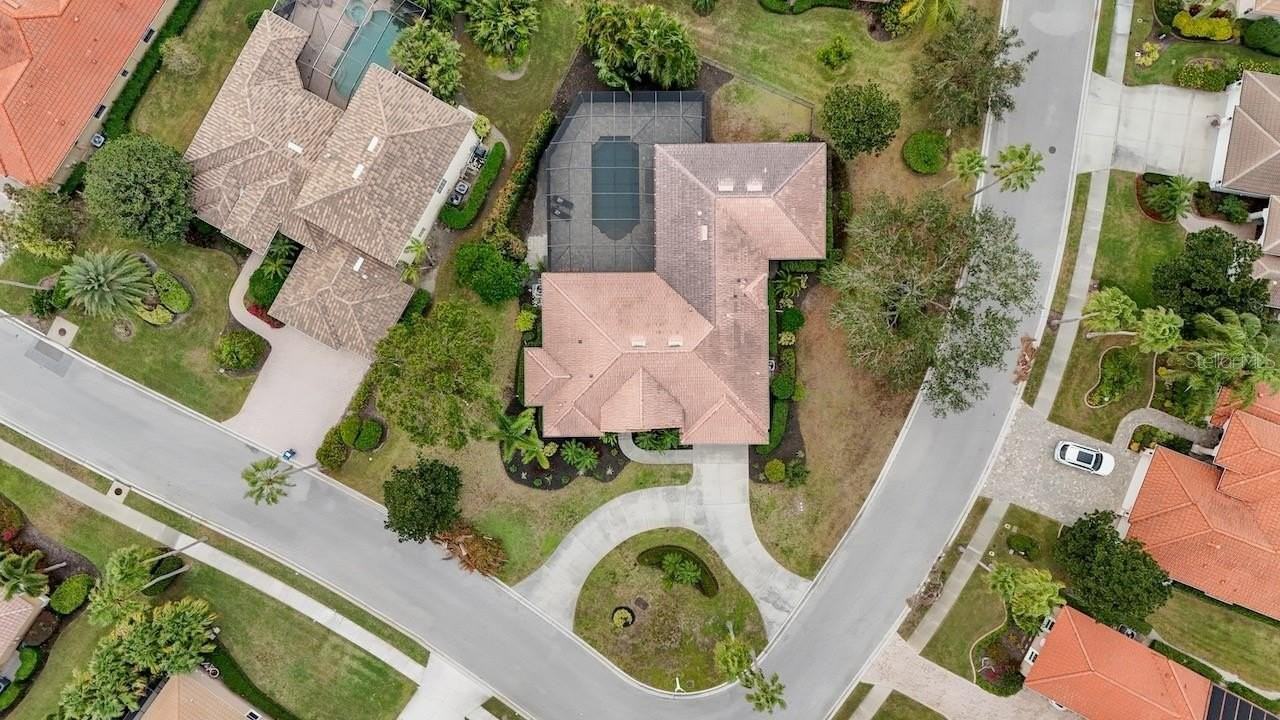 7042 Twin Hills Ter - Photo 7 of 50