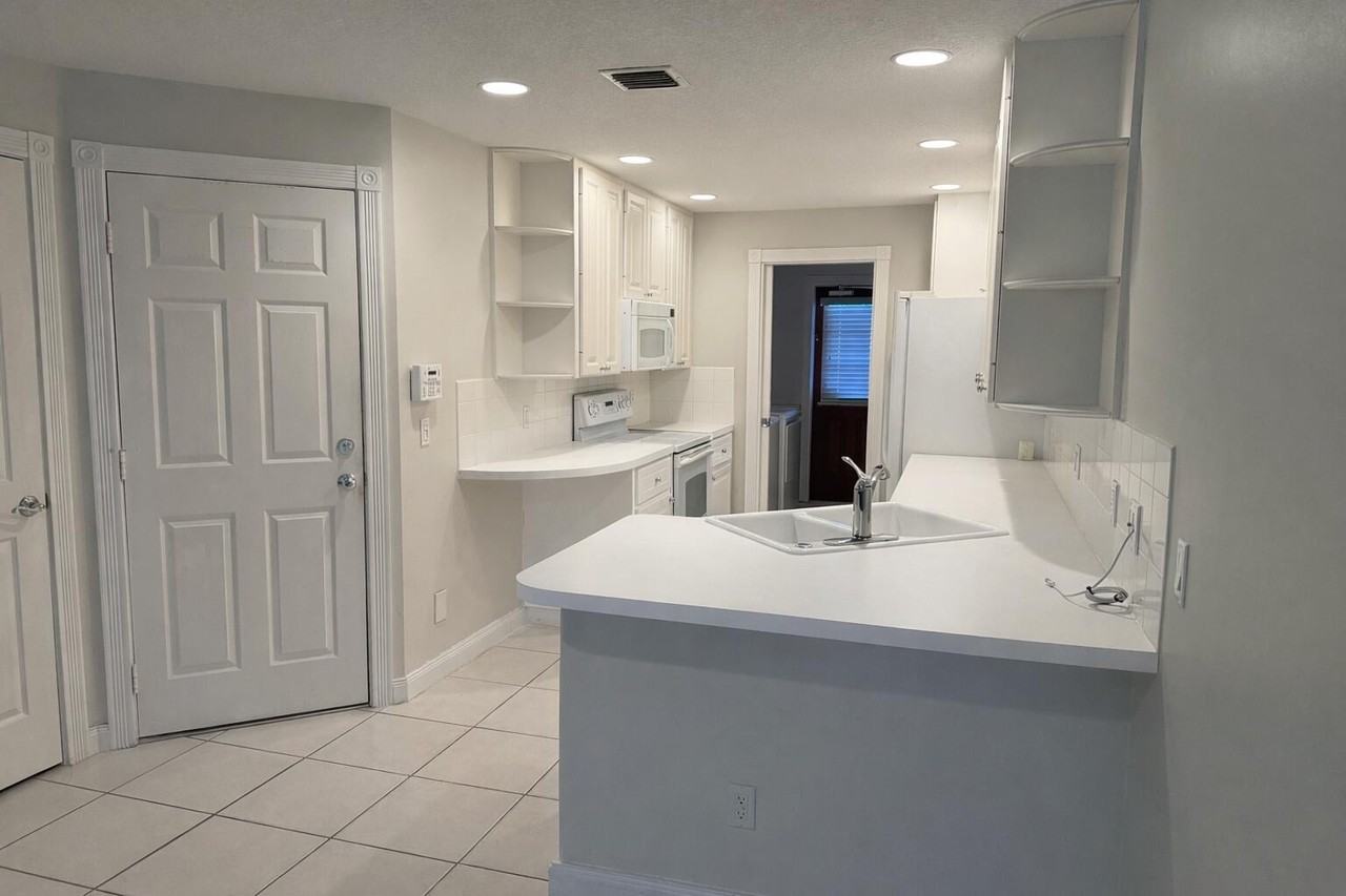 3200 West Community Drive - Photo 4 of 16