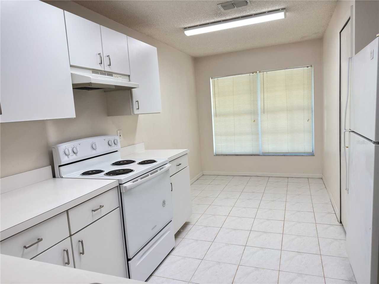 3827 Doune Way - Photo 4 of 13