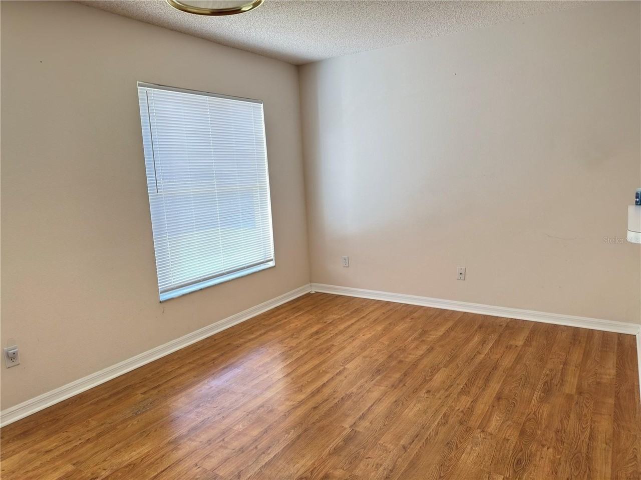 3827 Doune Way - Photo 5 of 13