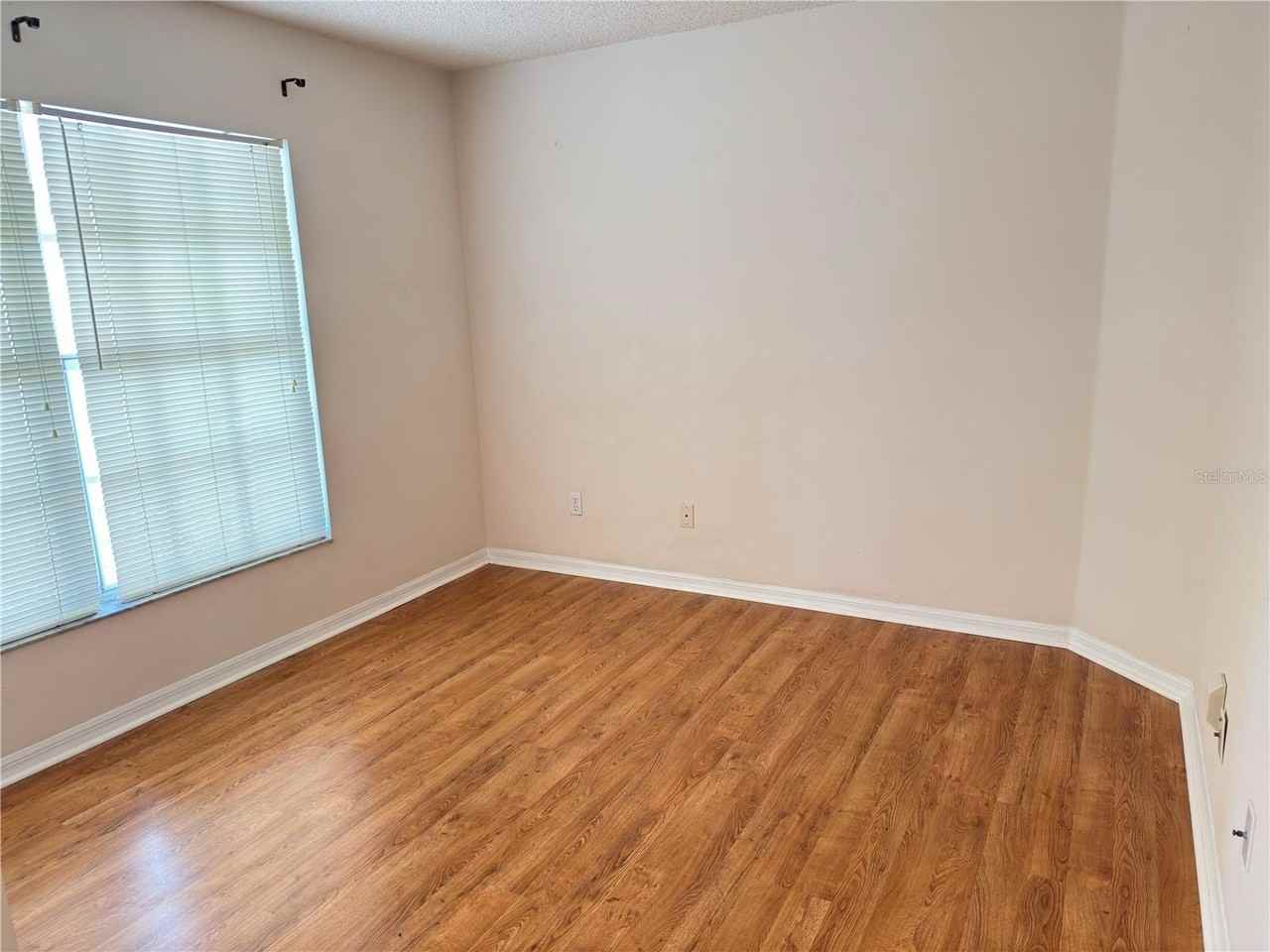 3827 Doune Way - Photo 6 of 13