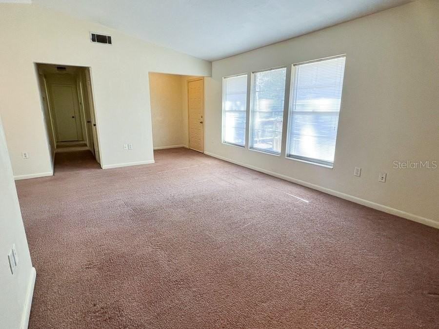 5210 Nw 24th Pl - Photo 6 of 24