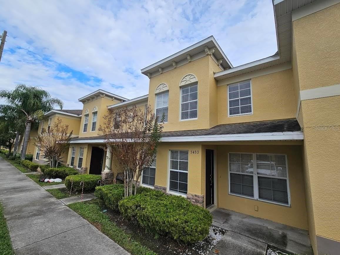 5433 Quarry Rock Rd - Photo 3 of 26