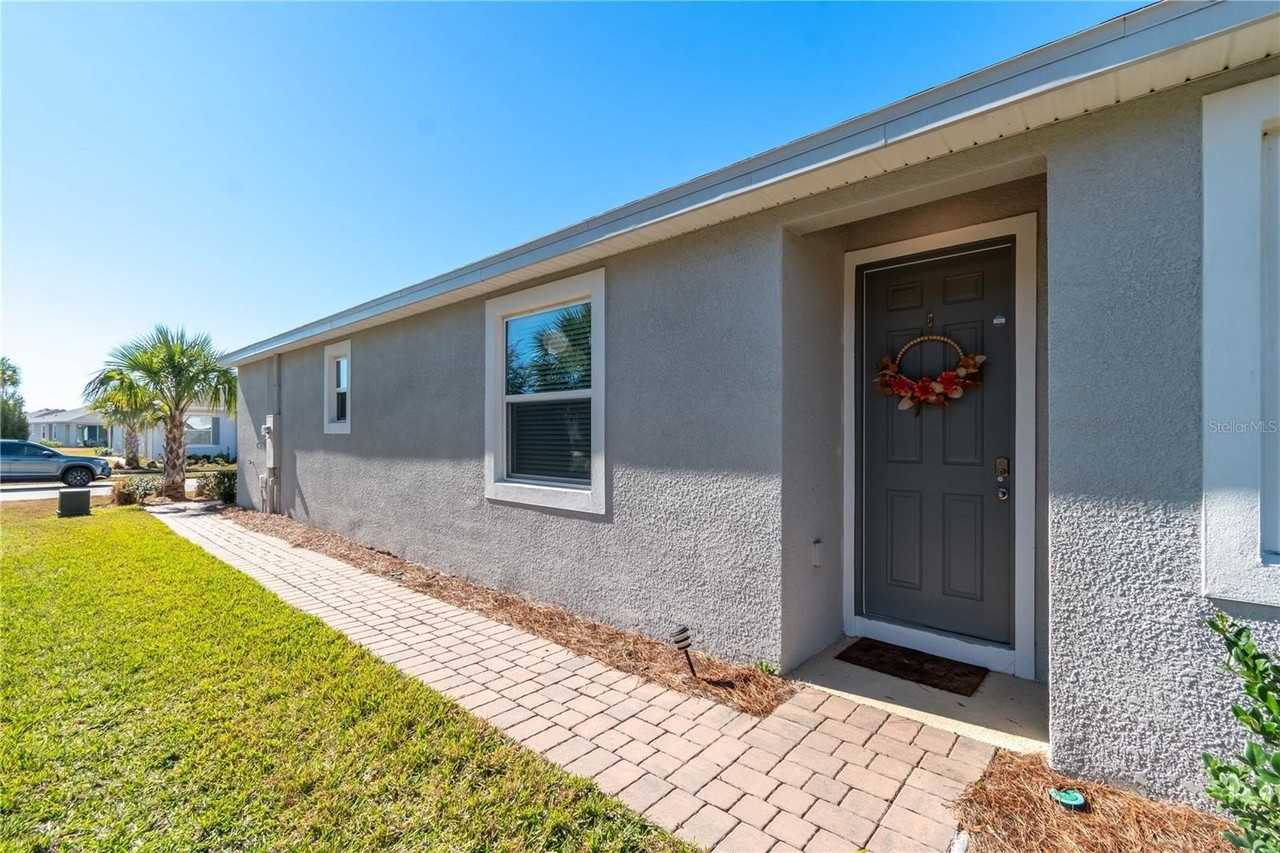 5223 Nw 48th Pl - Photo 6 of 50