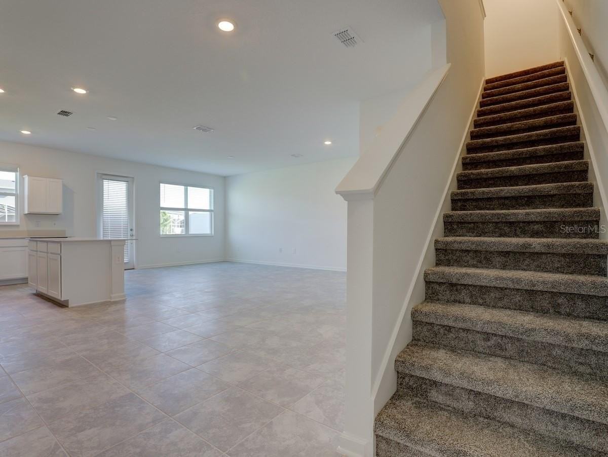 158 Nine Iron Dr - Photo 2 of 37