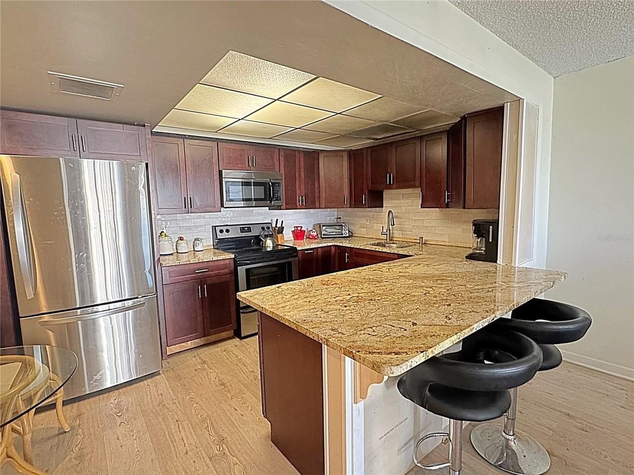 1480 Gulf Blvd #308 - Photo 7 of 39