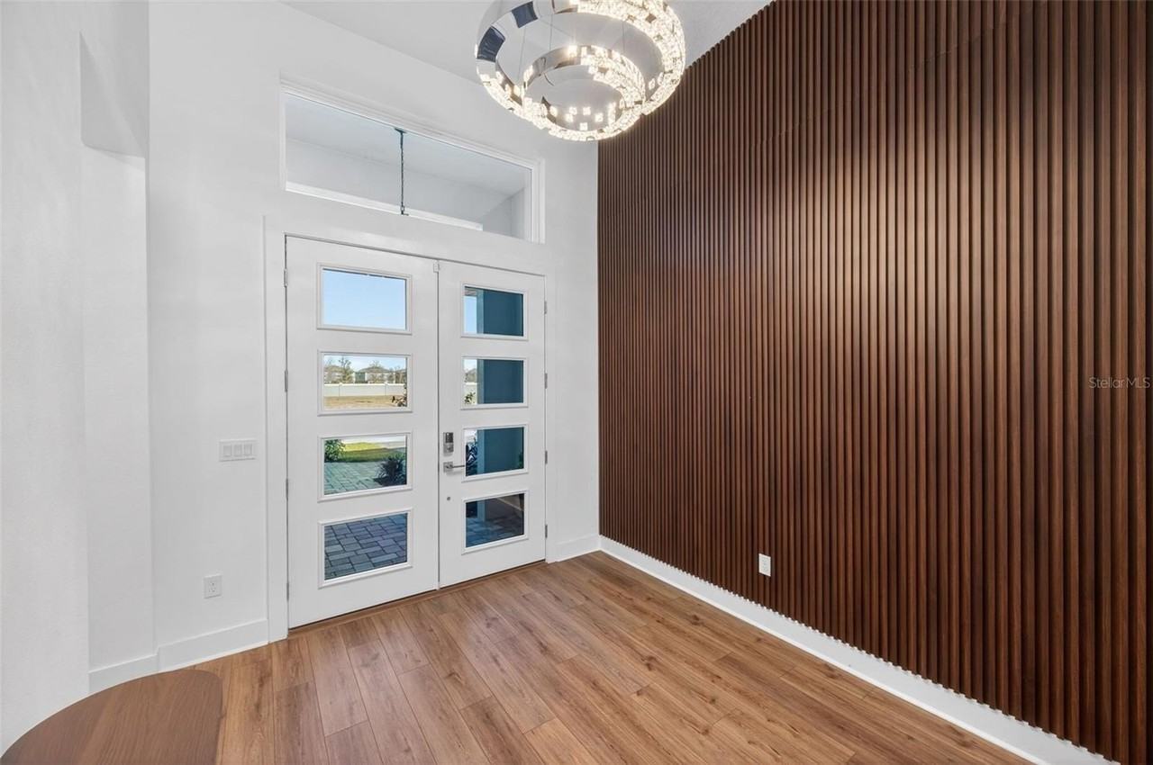 8225 Golden Beach Ct - Photo 3 of 37