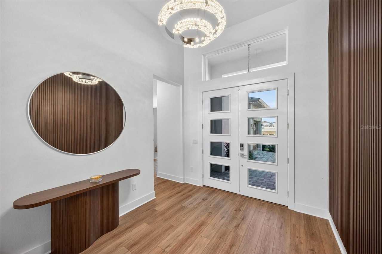 8225 Golden Beach Ct - Photo 4 of 37