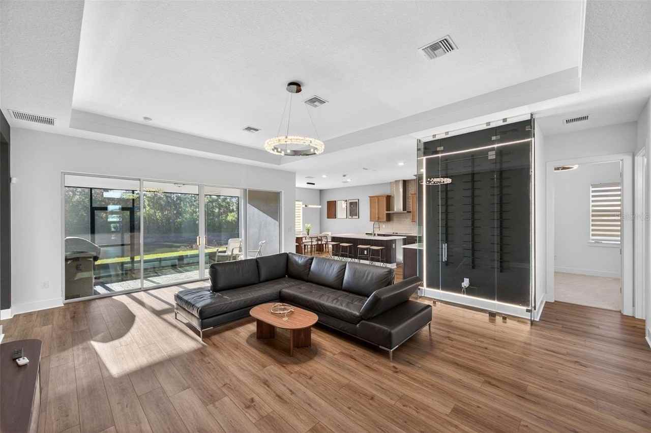 8225 Golden Beach Ct - Photo 6 of 37