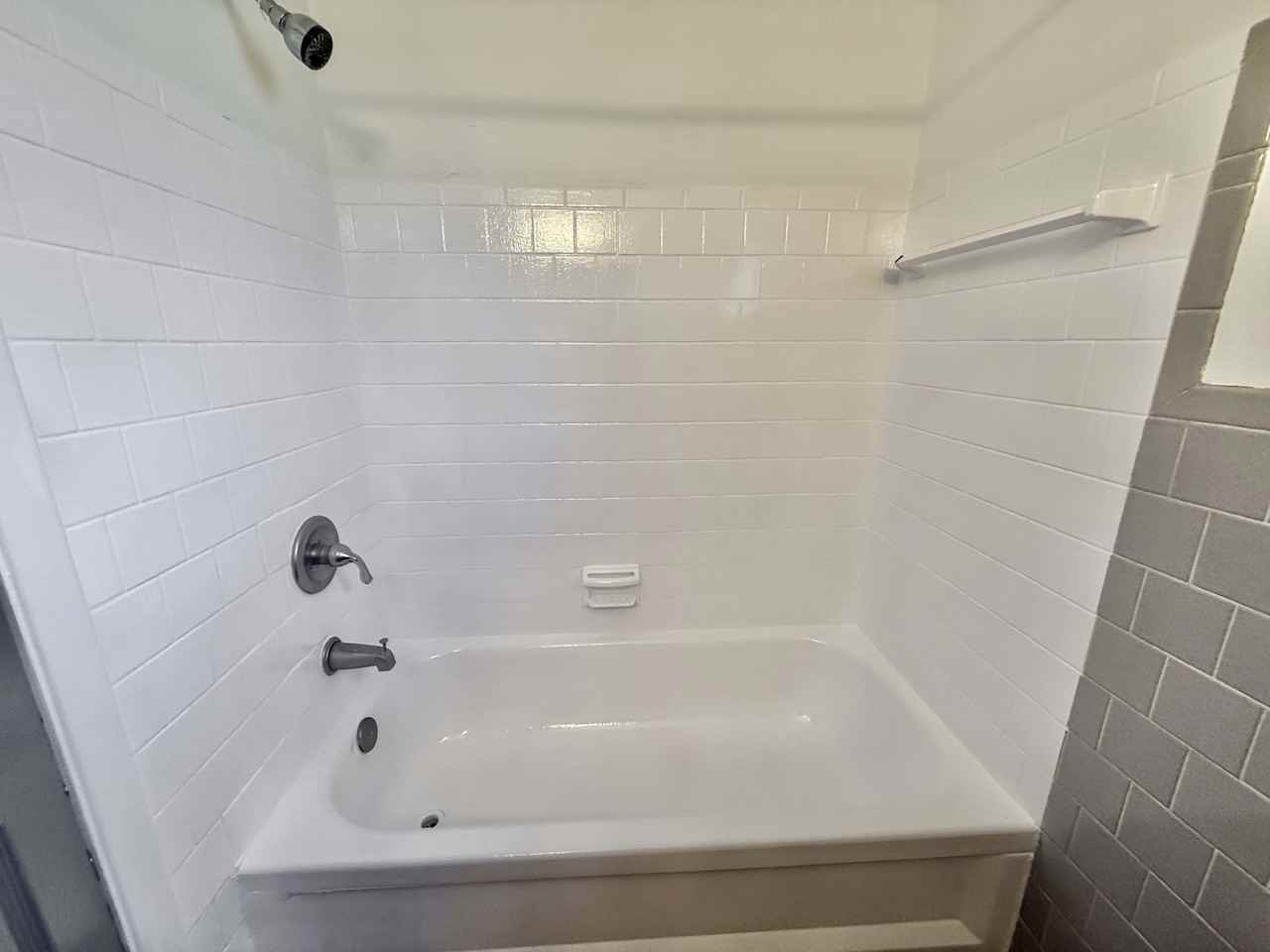 Waikiki Way - Photo 4 of 14