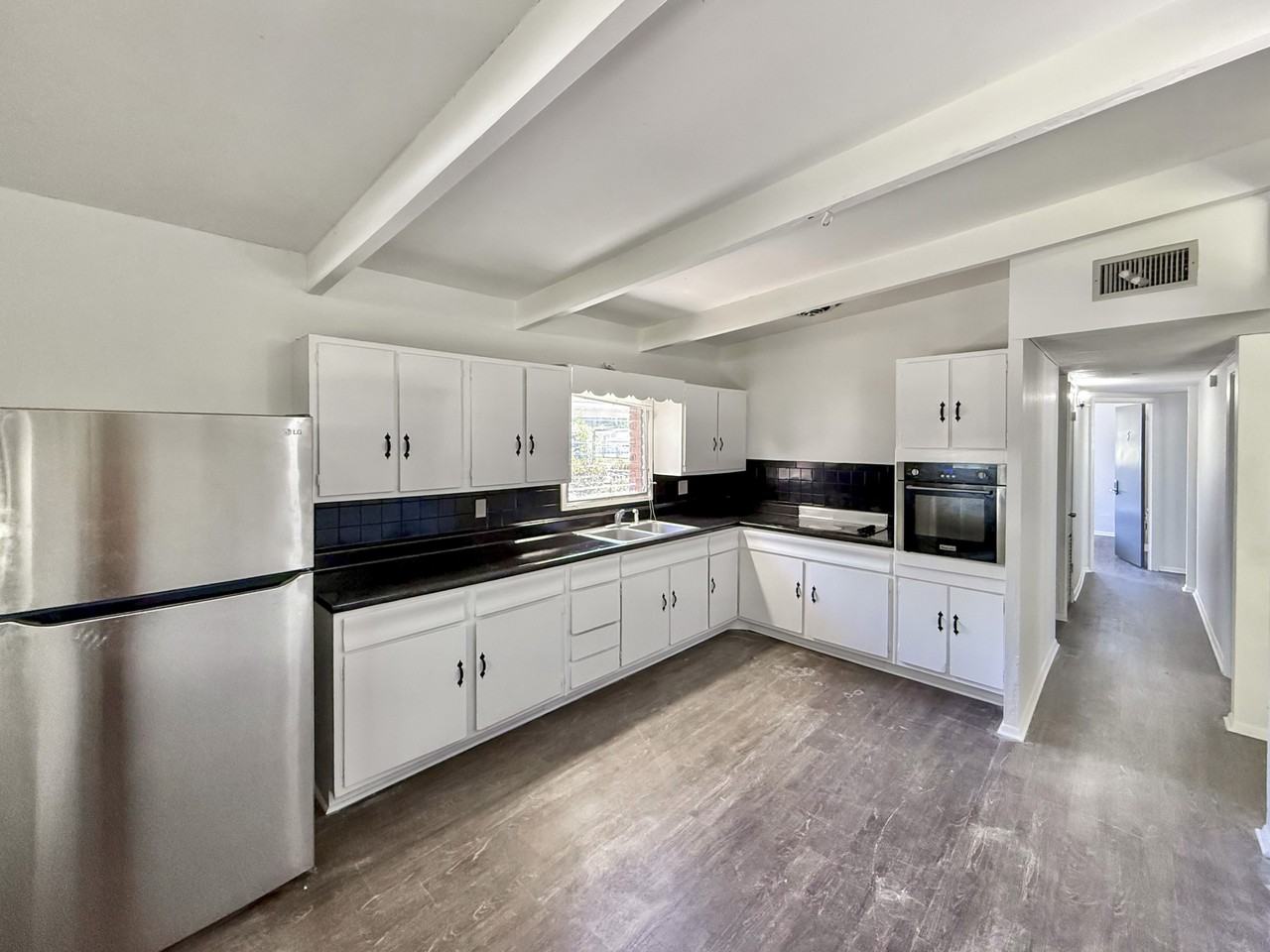 Waikiki Way - Photo 5 of 14