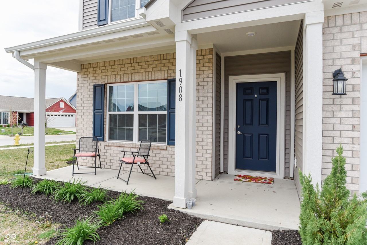 1908 Porter Dr - Photo 3 of 46