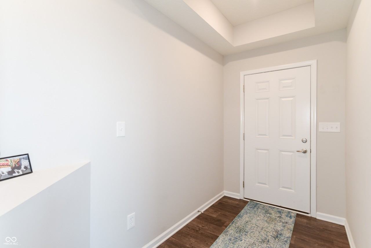 1908 Porter Dr - Photo 4 of 46