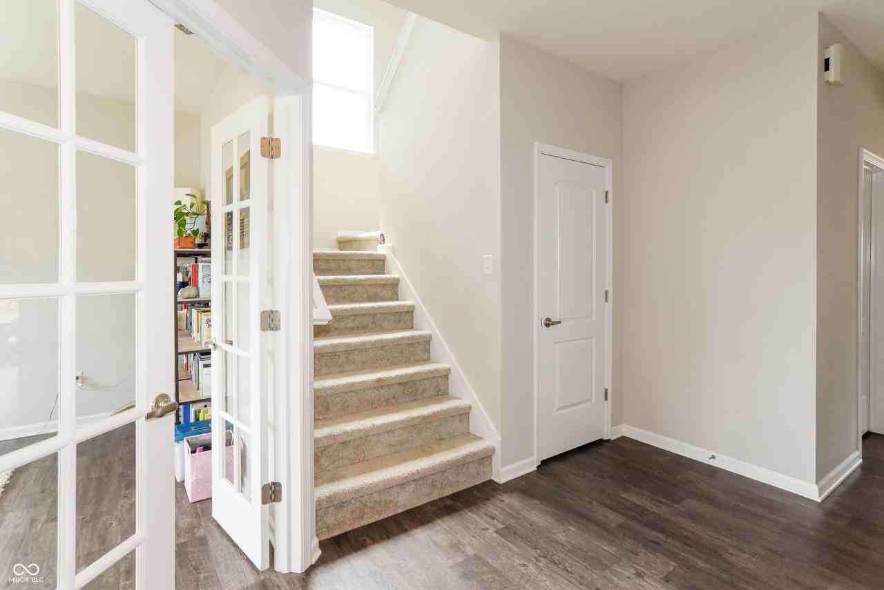 1908 Porter Dr - Photo 5 of 46