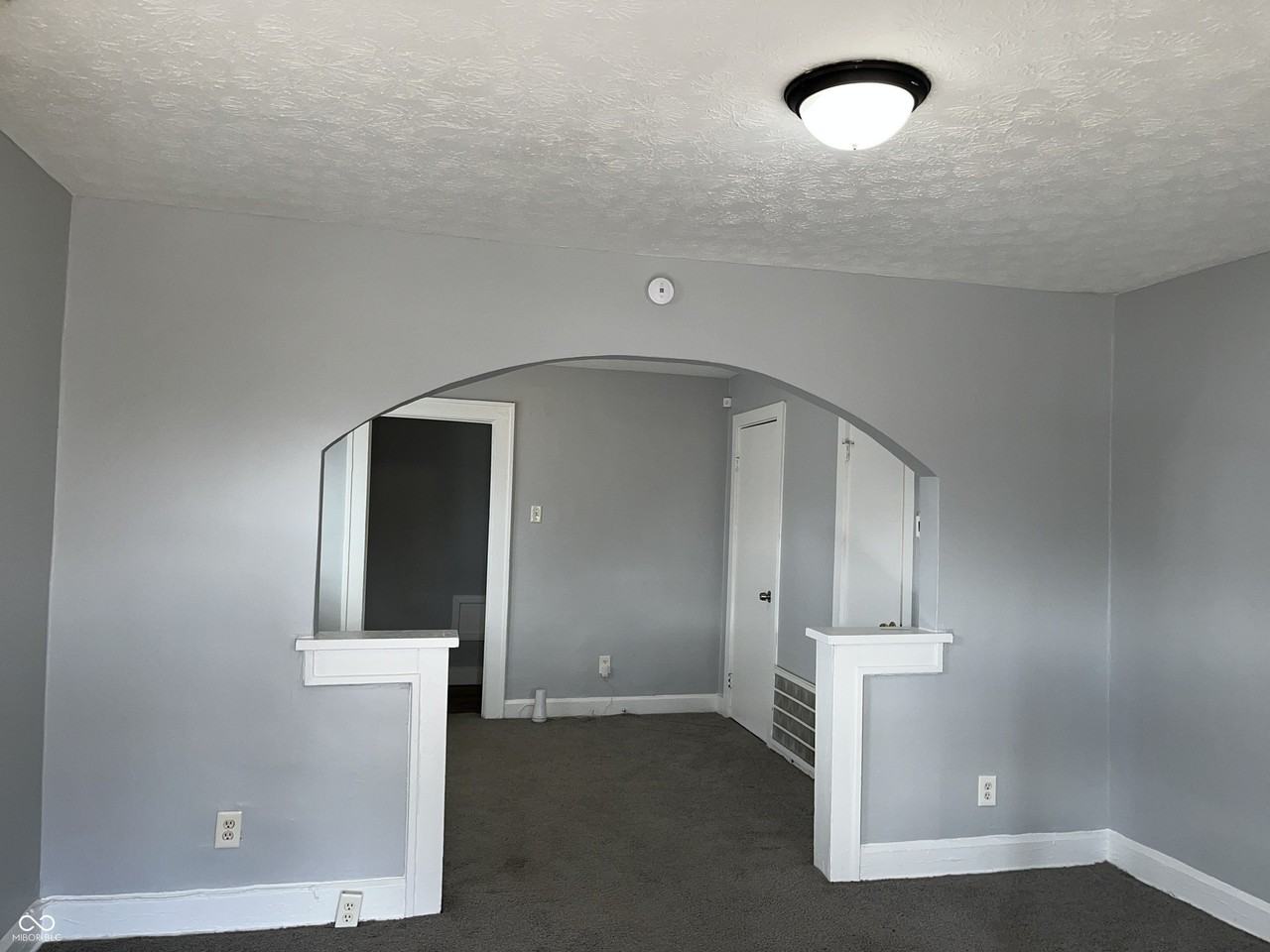 1836 E Minnesota St - Photo 6 of 16