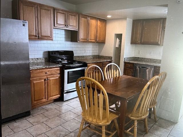 1130 South Forest Avenue - Photo 6 of 10