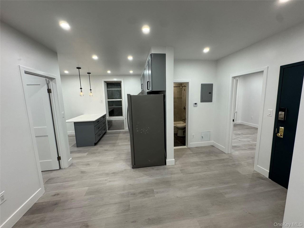 18 Bay 22nd St Unit 2fl #2FL - Photo 3 of 8