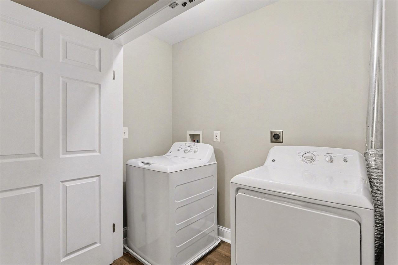 The Alameda - Photo 2 of 28