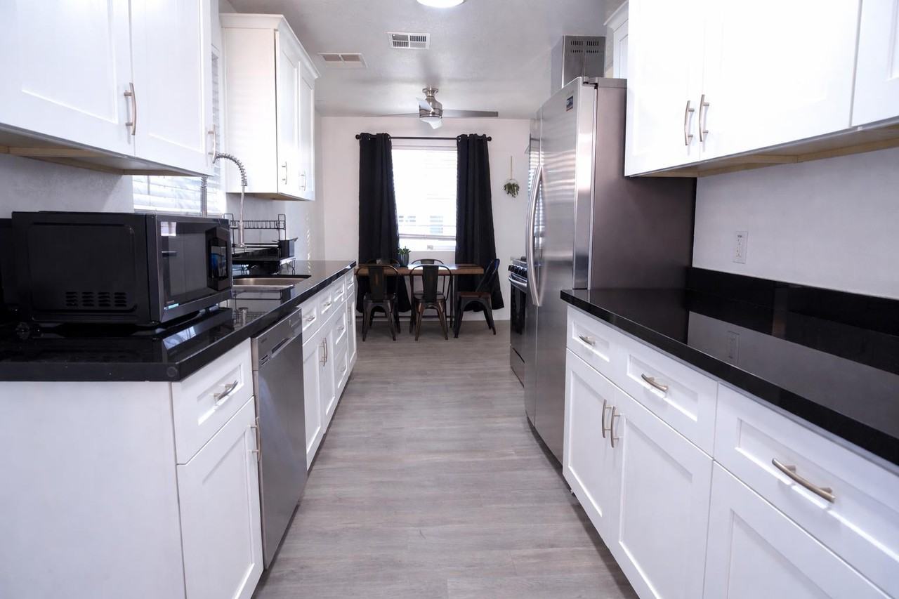 W Gardenia Dr - Photo 2 of 17