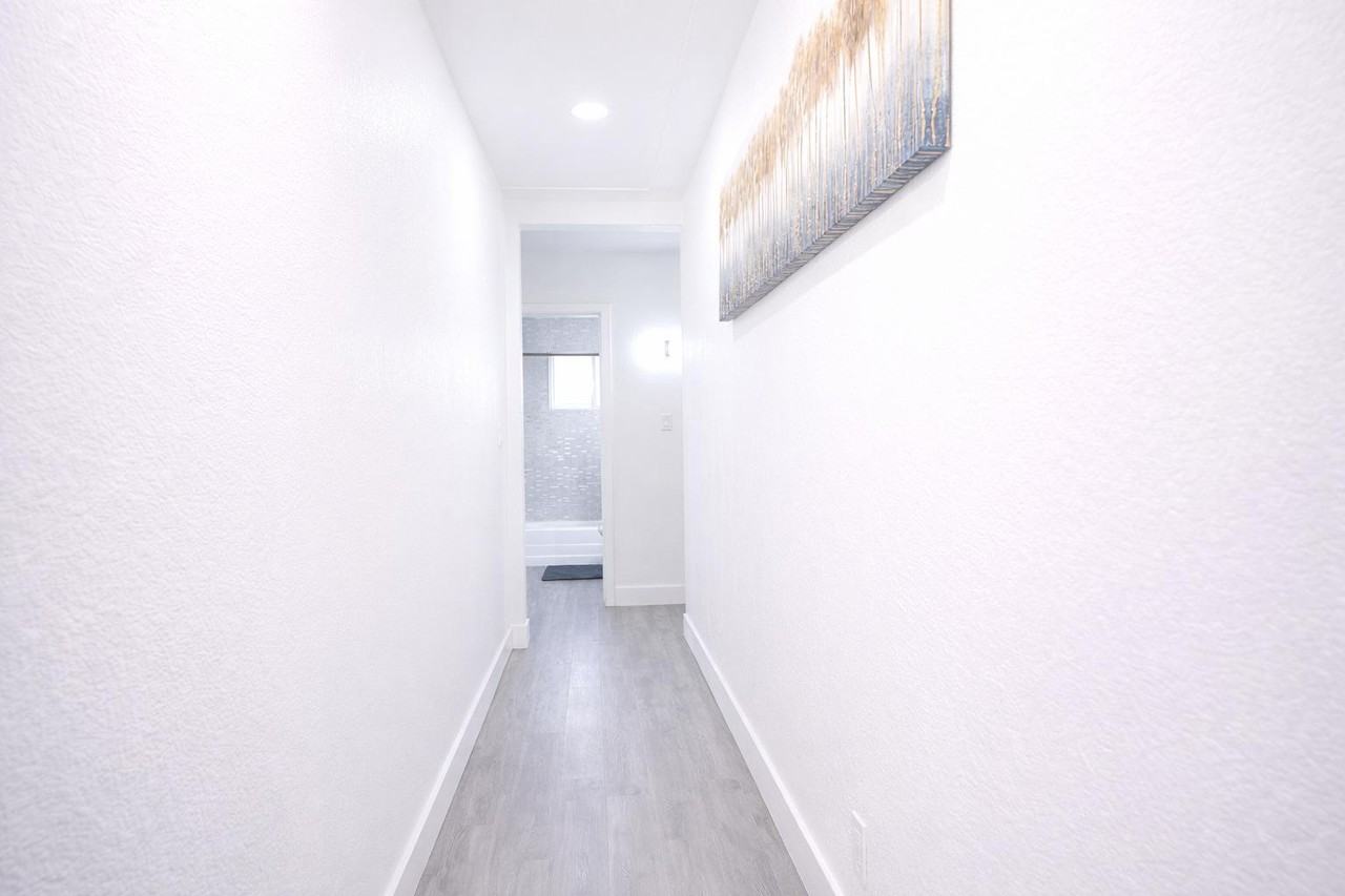 W Gardenia Dr - Photo 6 of 17