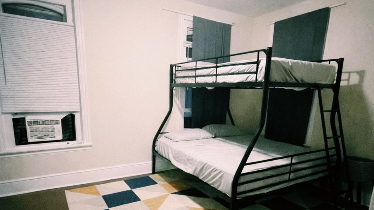 Dekalb St - Photo 3 of 5