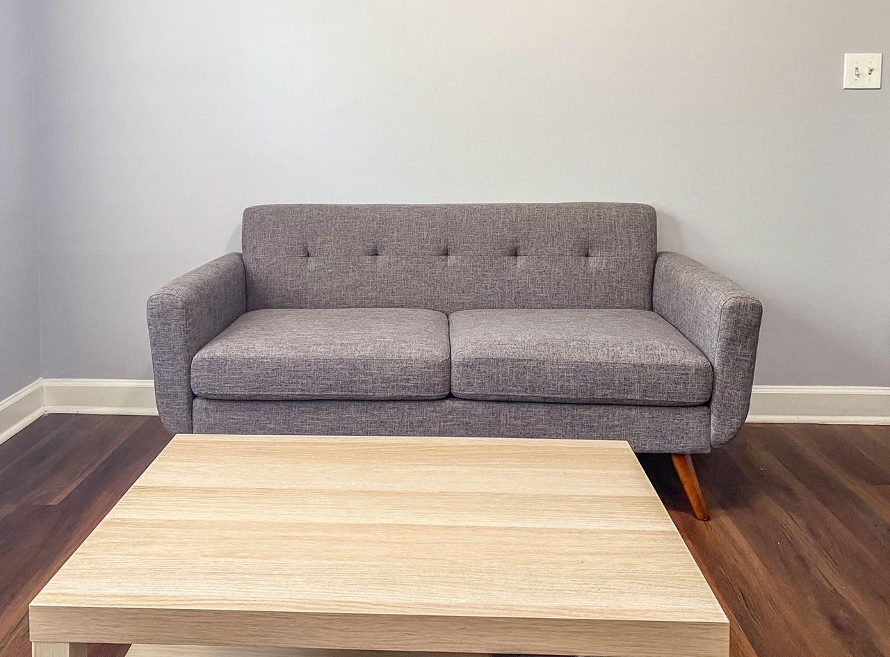 Denver St Se - Photo 2 of 9