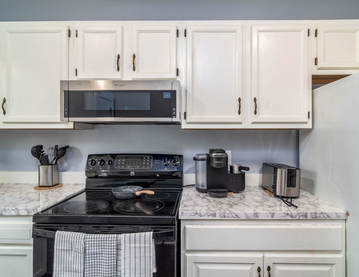 Denver St Se - Photo 3 of 9