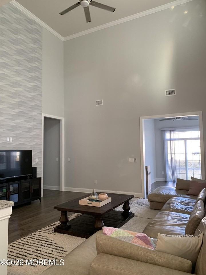 67 Samjan Circle - Photo 7 of 22