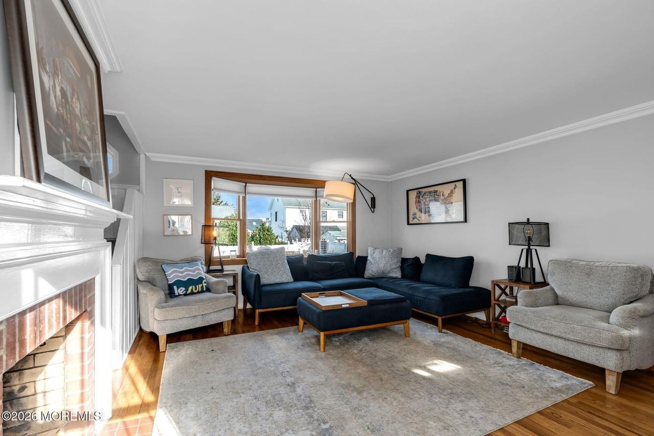 80 Wilson Ave - Photo 7 of 27