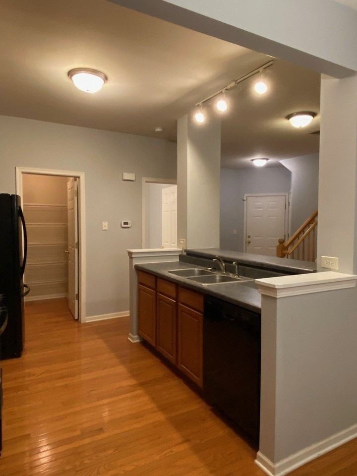 364 Grape Vine Trl - Photo 6 of 21