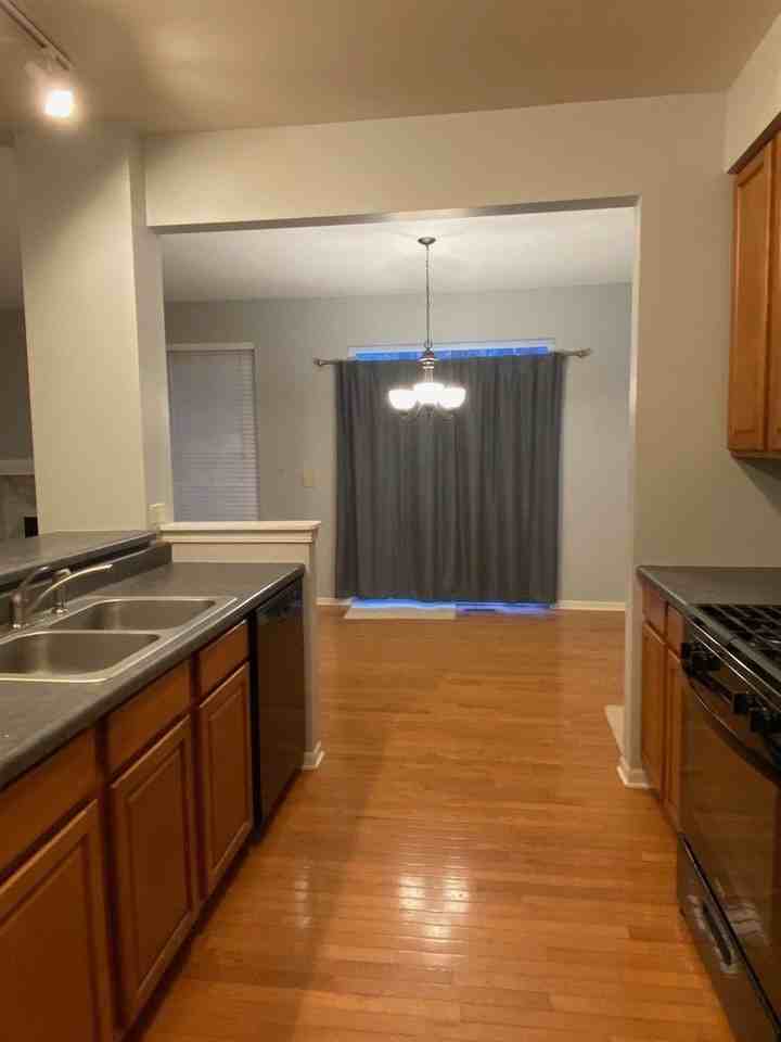 364 Grape Vine Trl - Photo 7 of 21