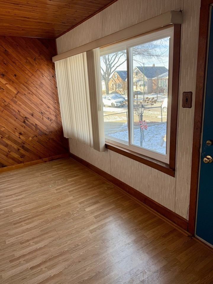 3251 N Osage Ave Unit 1 #1 - Photo 5 of 16