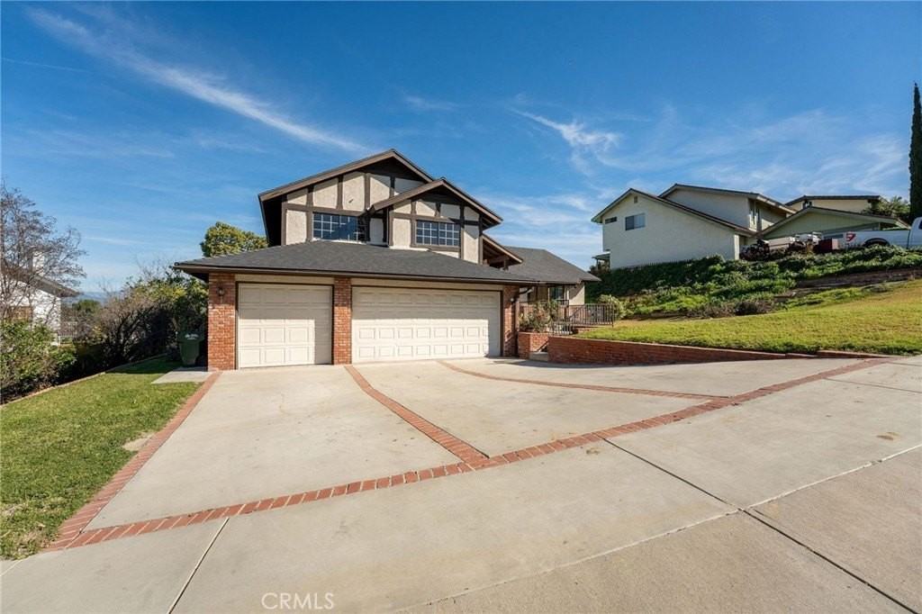 20227 Lake Canyon Dr - Photo 2 of 25