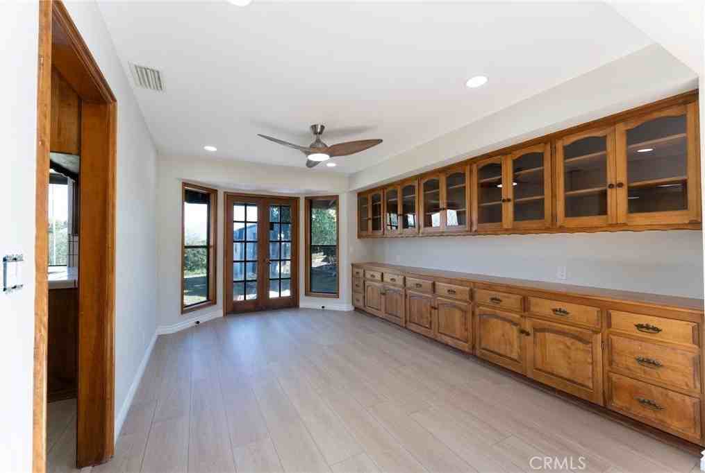 20227 Lake Canyon Dr - Photo 7 of 25