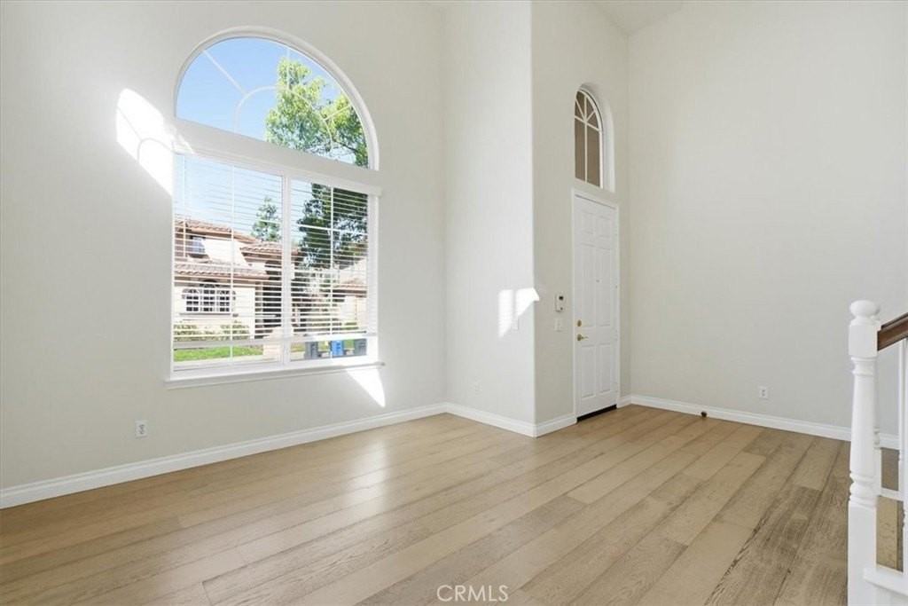 3670 El Encanto Dr - Photo 6 of 35