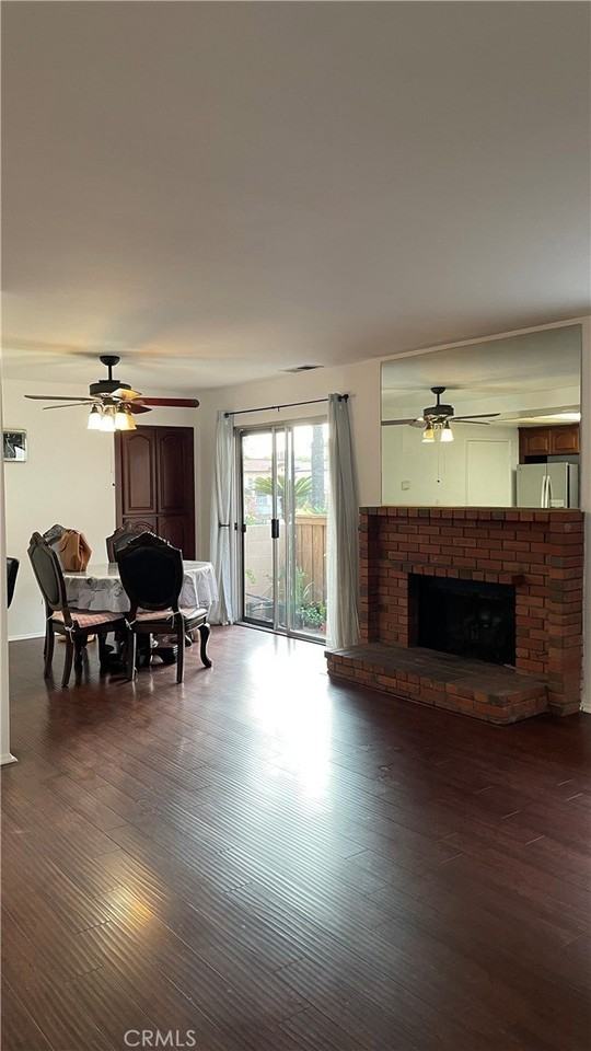 735 Arcadia Ave - Photo 5 of 48