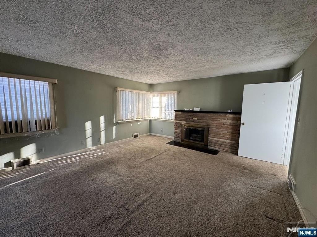 535 Roff Ave - Photo 2 of 9