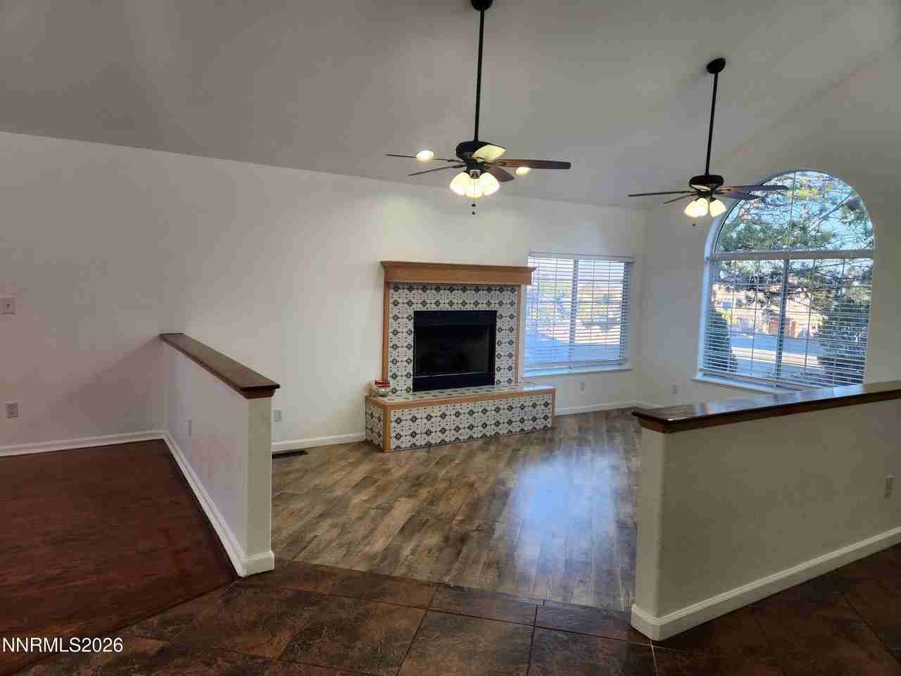 3653 Hemlock Ct - Photo 4 of 25